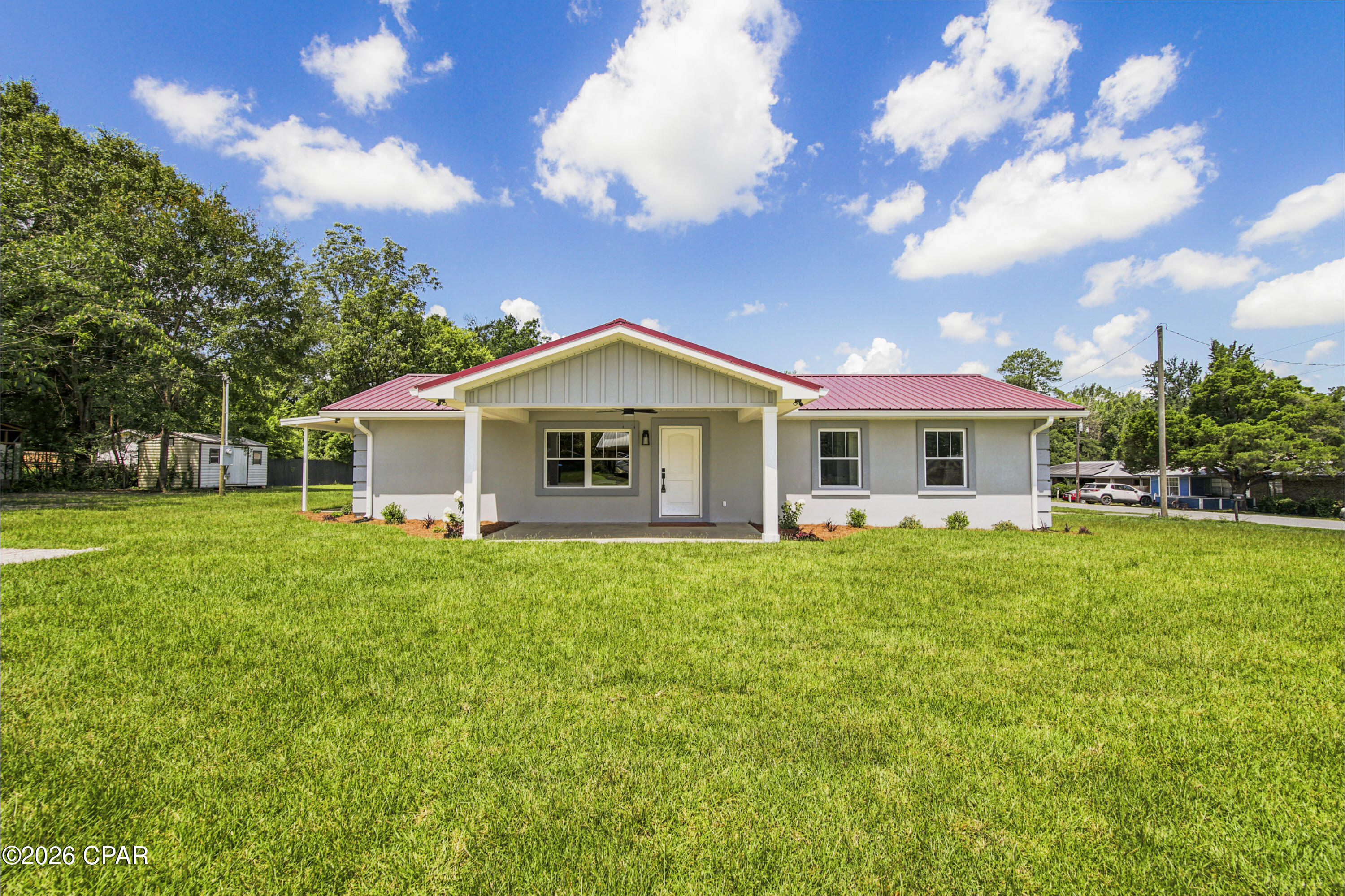 907 Range Line Street Bonifay, FL 32425 - Photo 10 of 36