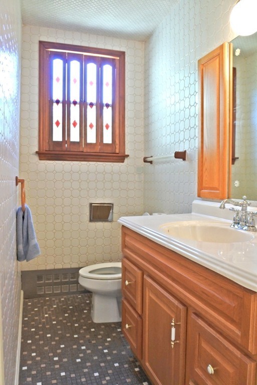 175 Cedar Street Clinton, MA 01510 - Photo 19 of 28 Gallery Image 19