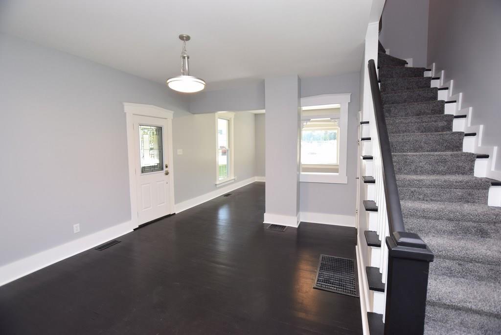 240 South Pendleton Avenue Pendleton, IN 46064 - Photo 14 of 31