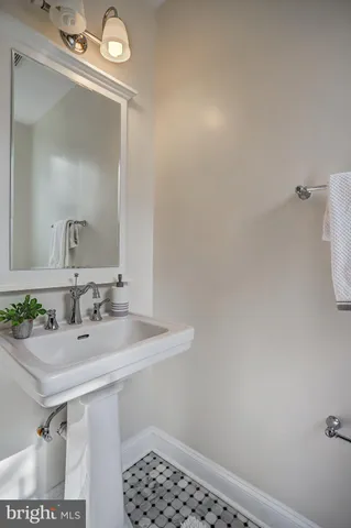 $849,900 | 15 Todd Place Northeast, Washington, DC 20002