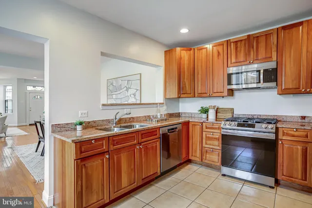 $849,900 | 15 Todd Place Northeast, Washington, DC 20002