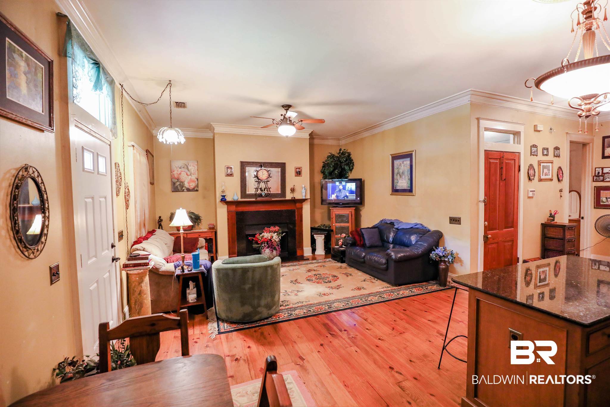 17426 River Road Summerdale, AL 36580 - Photo 3 of 10 Living Room