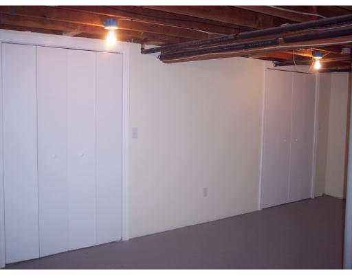 477 Country Club Road Greenfield, MA 01301 - Photo 17 of 19 Gallery Image 17