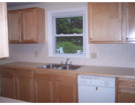477 Country Club Road Greenfield, MA 01301 - Photo 5 of 19 Gallery Image 5