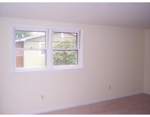 477 Country Club Road Greenfield, MA 01301 - Photo 9 of 19 Gallery Image 9