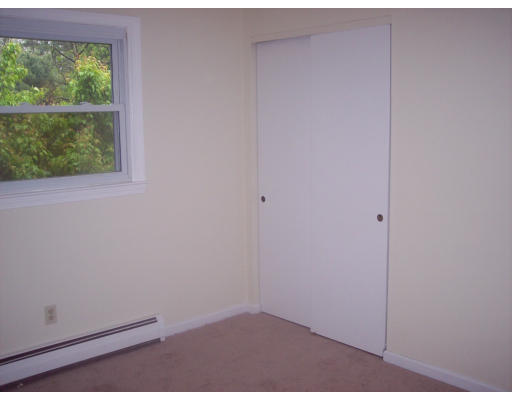 477 Country Club Road Greenfield, MA 01301 - Photo 10 of 19 Gallery Image 10