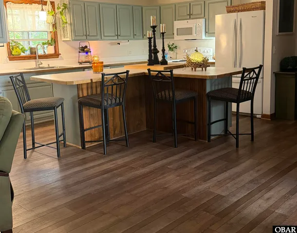 $899,000 | 5124 The Woods Road, Kitty Hawk, NC 27949