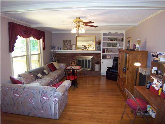 11107 Finchley Road Louisville, KY 40243 - Photo 9 of 24 Additional Photo