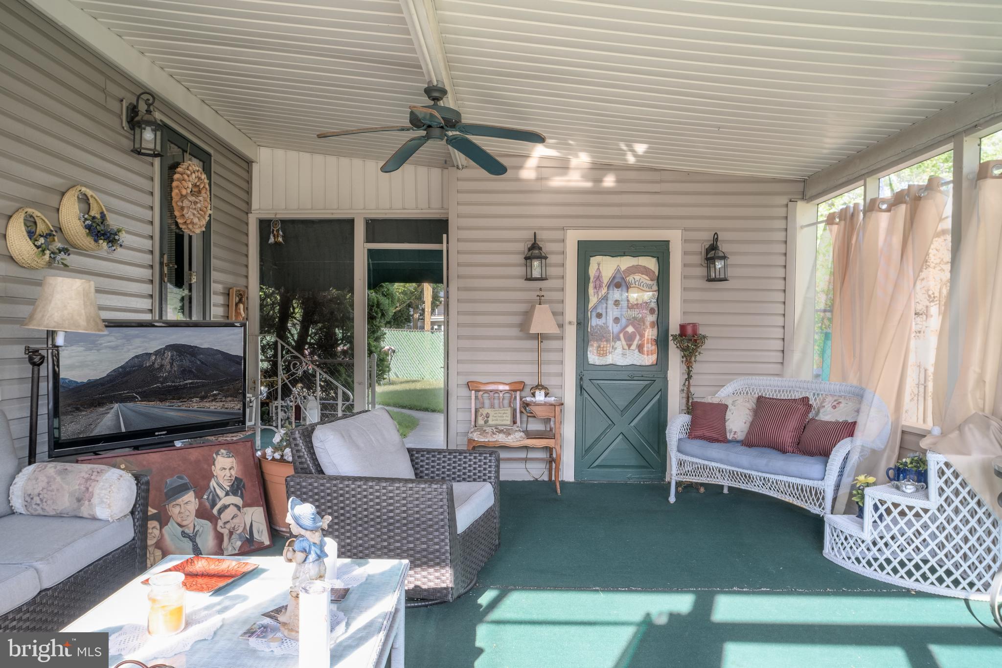 129 Miry Brook Road Hamilton, NJ 08690 - Photo 10 of 11 Sun porch