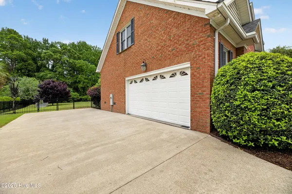 $550,000 | 4108 Countrydown Drive, Greenville, NC 27834