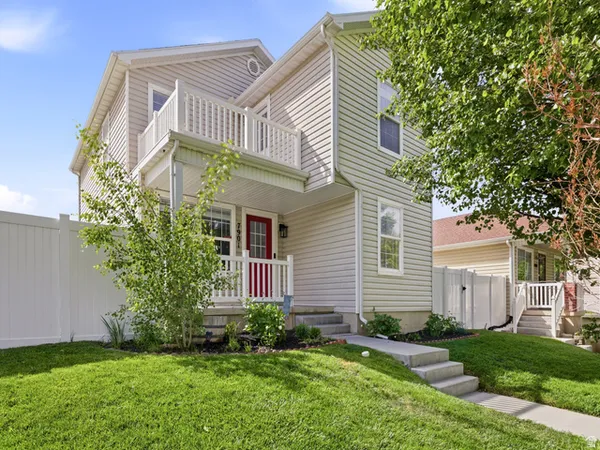 $475,000 | 7901 North Weeping Ash Drive, Eagle Mountain, UT 84005