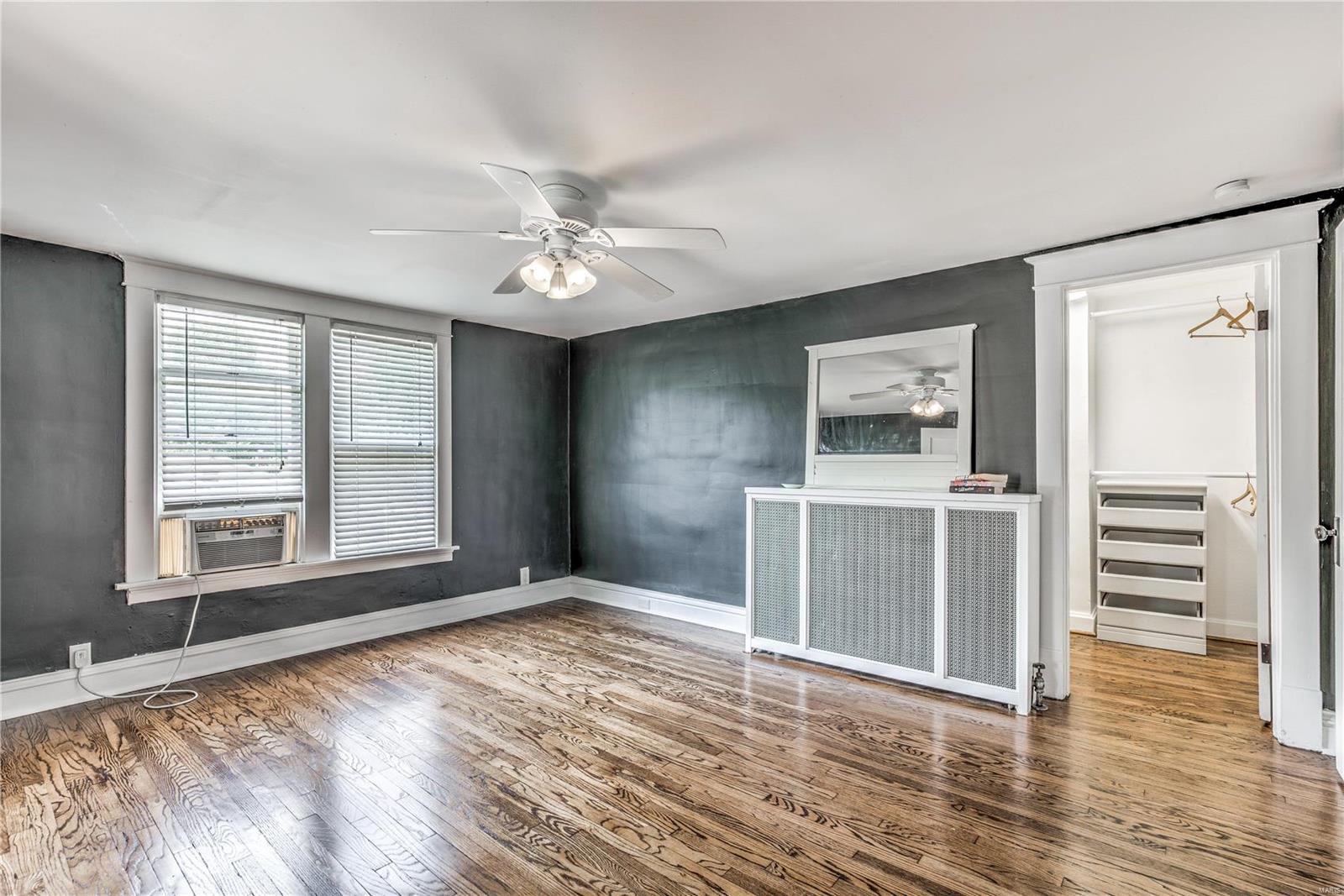 2218 Richert Place St. Louis, MO 63143 - Photo 13 of 26 Gallery Image 13