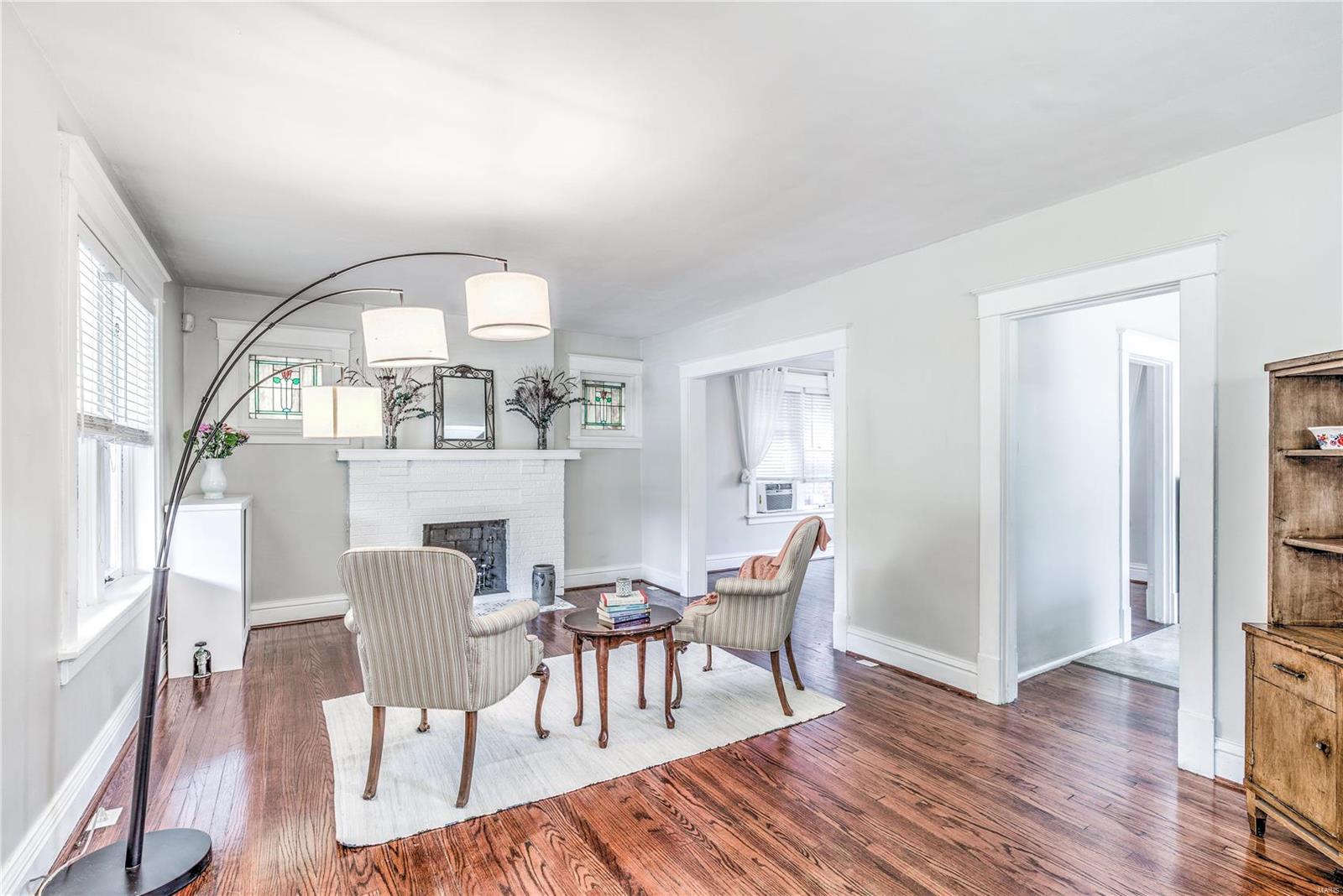 2218 Richert Place St. Louis, MO 63143 - Photo 3 of 26 Gallery Image 3
