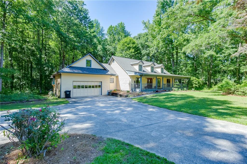 2720 Bay Ridge Drive Loganville, GA 30052 - Photo 4 of 52