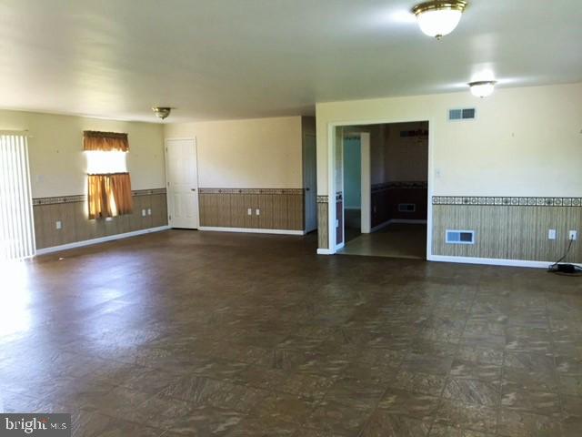 1700 Bachmans Valley Road Westminster, MD 21158 - Photo 4 of 21 Open Family Room Area