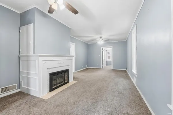 $214,900 | 708 East Center Street, Warsaw, IN 46580
