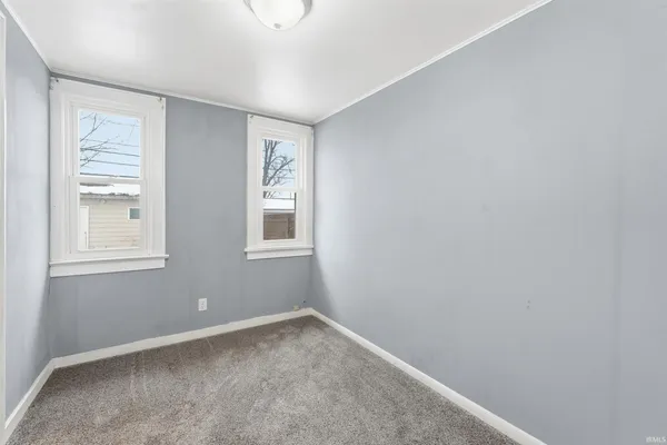 $214,900 | 708 East Center Street, Warsaw, IN 46580