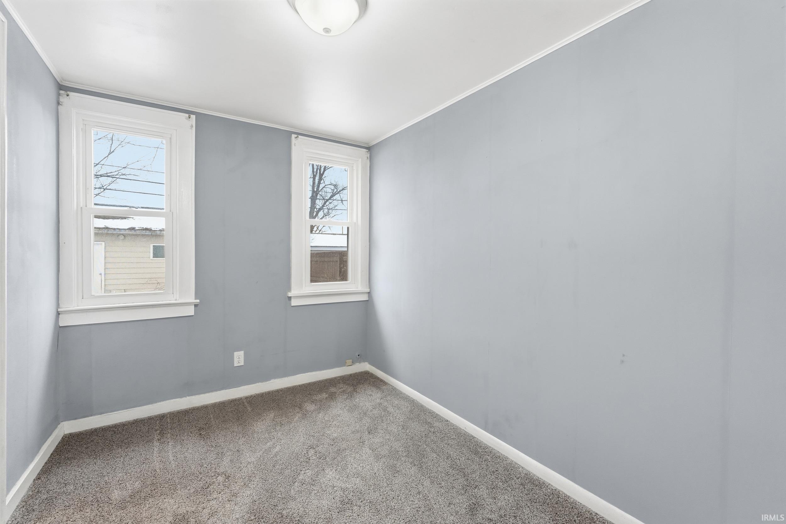 708 East Center Street Warsaw, IN 46580 - Photo 13 of 30
