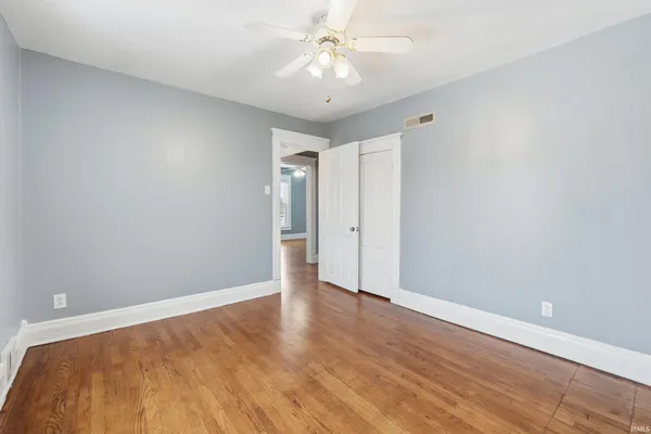 $214,900 | 708 East Center Street, Warsaw, IN 46580