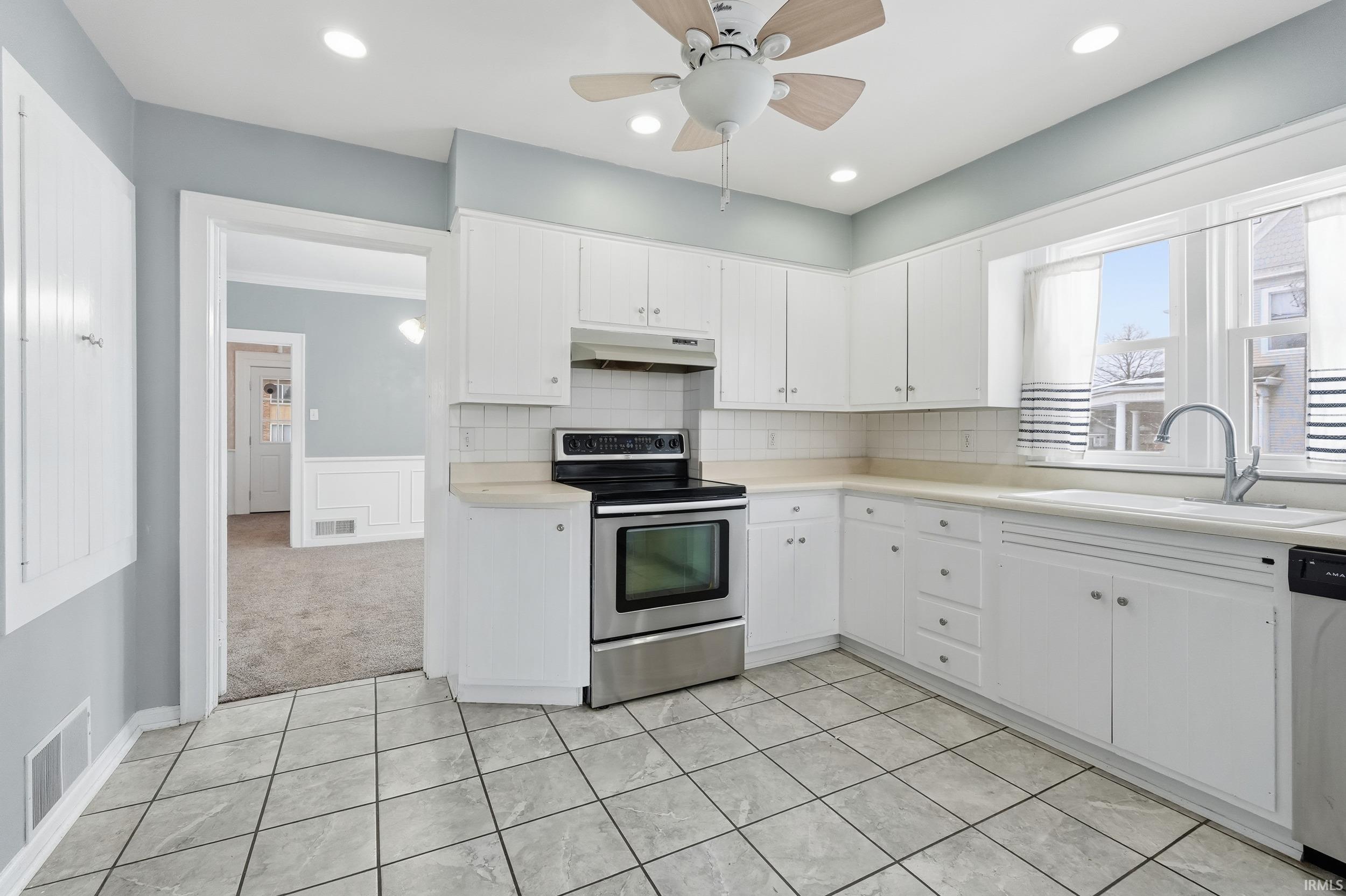 708 East Center Street Warsaw, IN 46580 - Photo 5 of 30