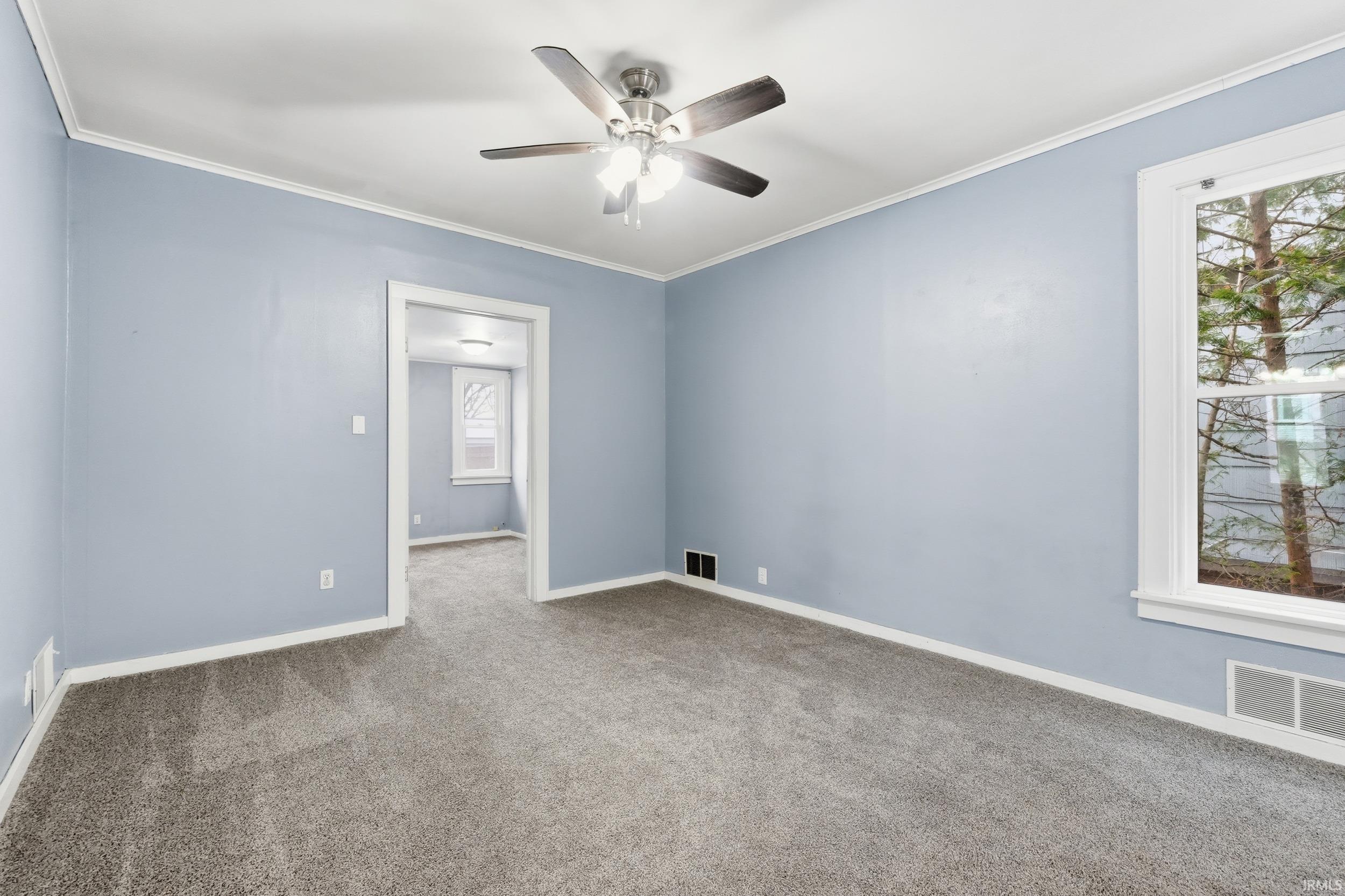 708 East Center Street Warsaw, IN 46580 - Photo 8 of 30