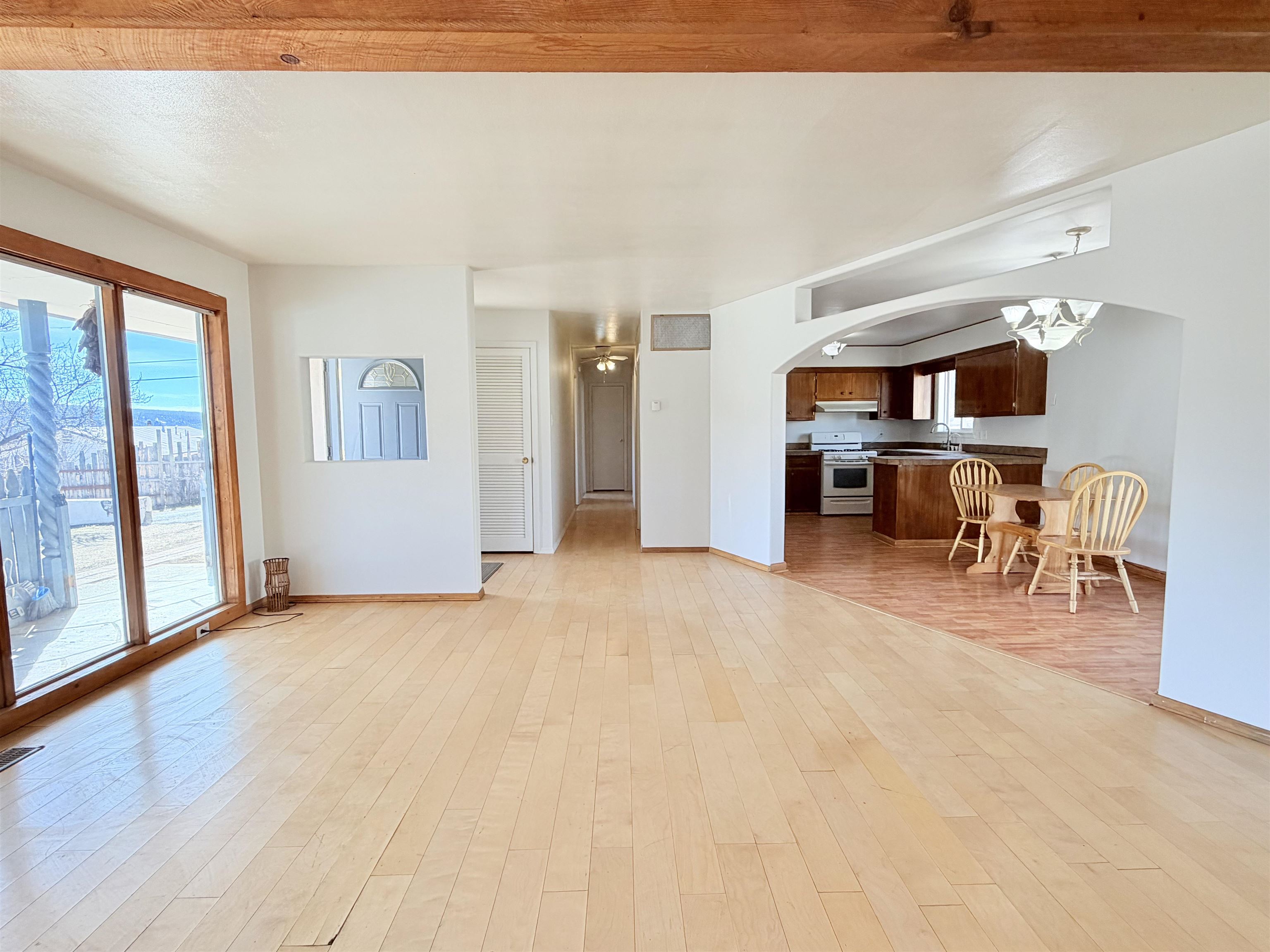 9 Castle Road Cerro, NM 87519 - Photo 12 of 35 Gallery Image 12