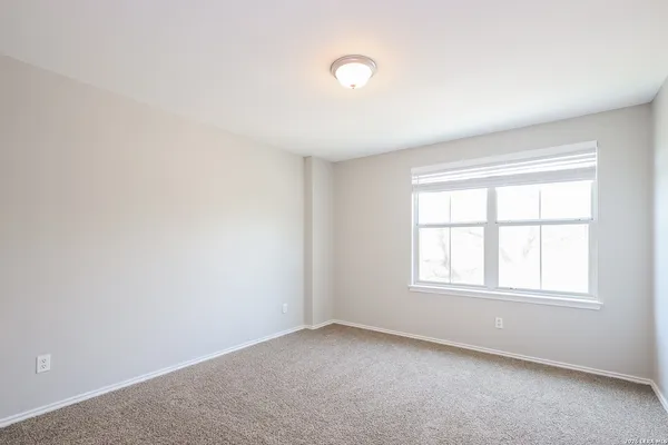 $1,605 | 310 Rustic Stable, San Antonio, TX 78227