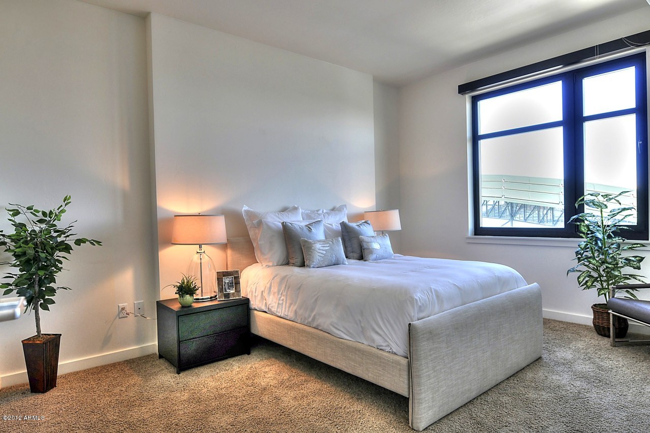 310 South 4th Street, Unit 702 Phoenix, AZ 85004 - Photo 8 of 23 Master Bedroom