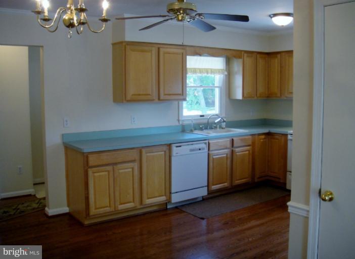 7 3rd Street Ridgely, MD 21660 - Photo 13 of 30 Kitchen