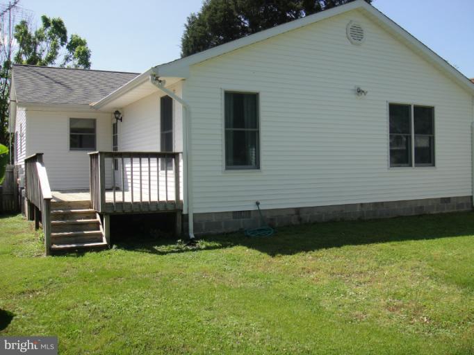 7 3rd Street Ridgely, MD 21660 - Photo 5 of 30 Exterior (Rear)