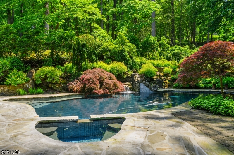 14 Bliss Road Mendham, NJ 07945 - Photo 31 of 41