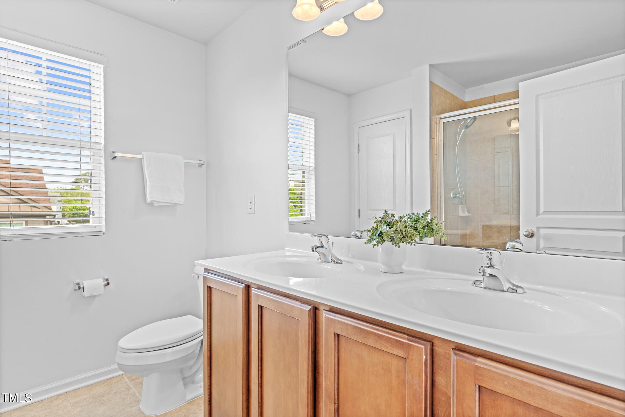 9105 Falkwood Road Raleigh, NC 27617 - Photo 20 of 31 Bathroom 2