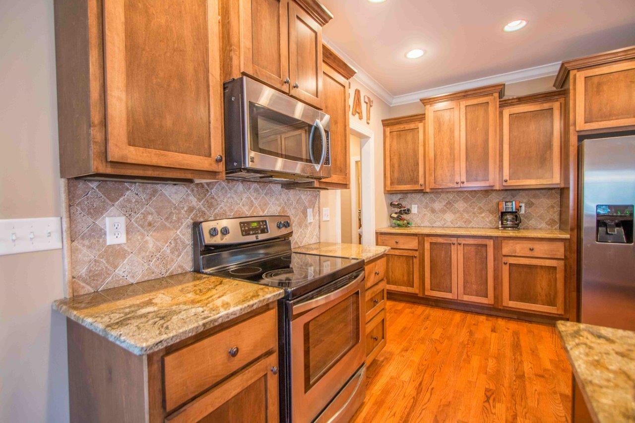 9354 Daisy Dallas Road Soddy Daisy, TN 37379 - Photo 15 of 51 9354 Daisy Dallas-22