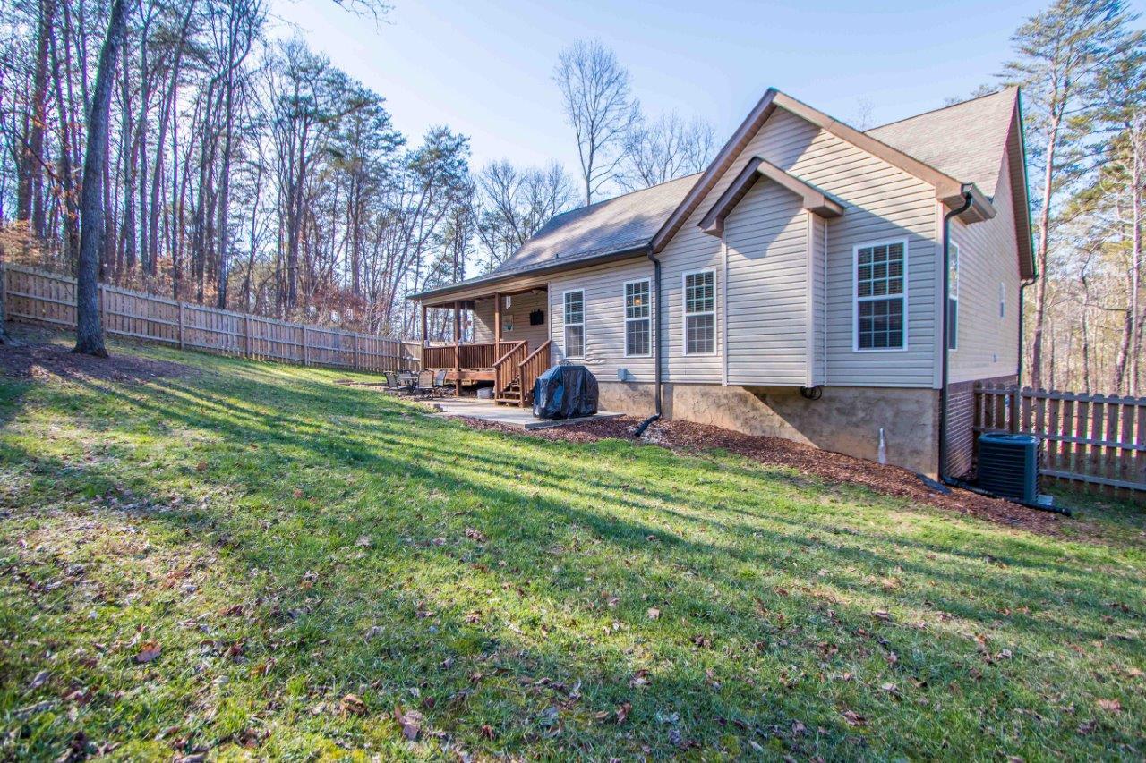 9354 Daisy Dallas Road Soddy Daisy, TN 37379 - Photo 4 of 51 9354 Daisy Dallas-15