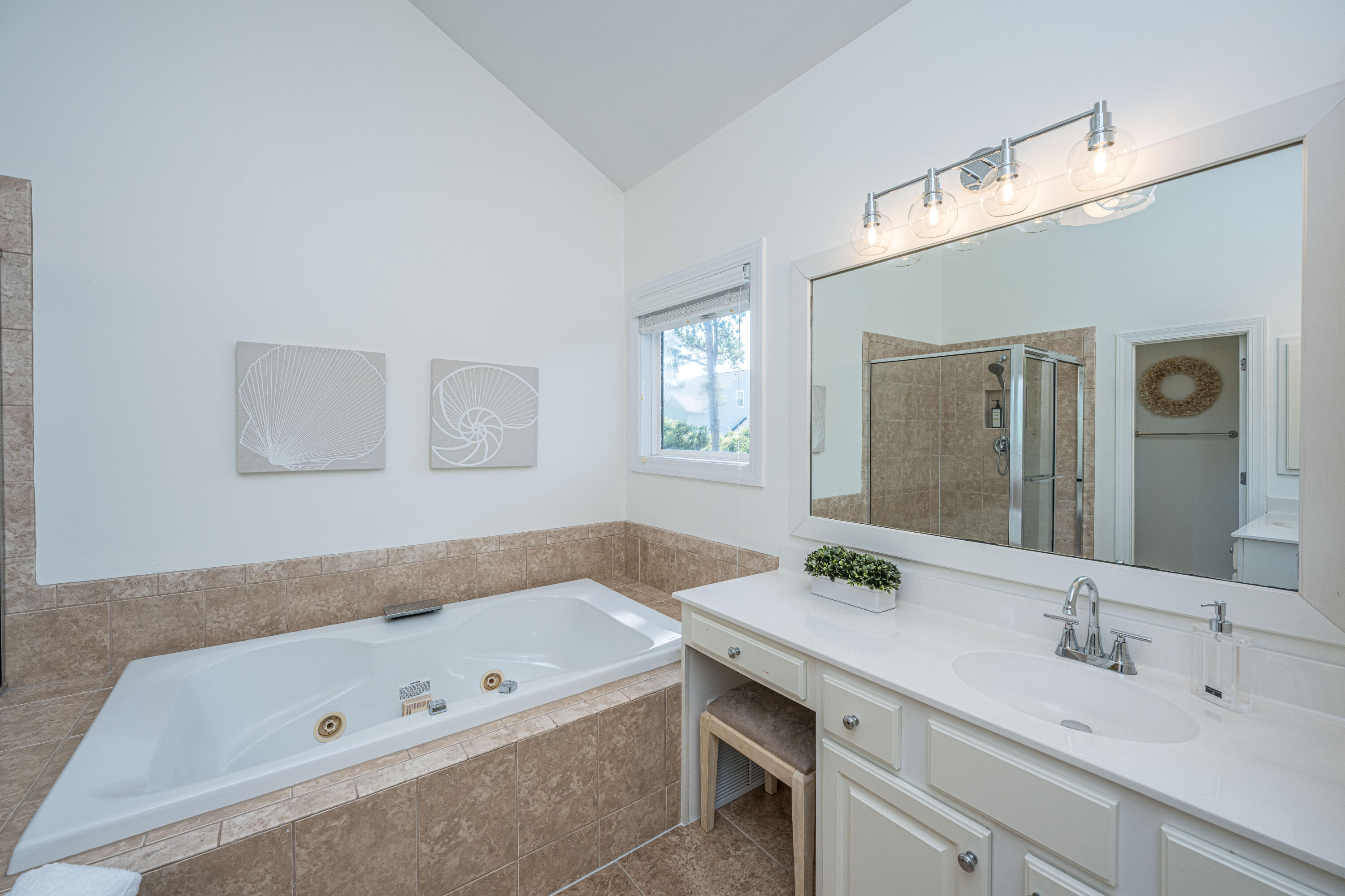 1627 Ellsworth Street Mount Pleasant, SC 29466 - Photo 12 of 34 Dinning & flex space