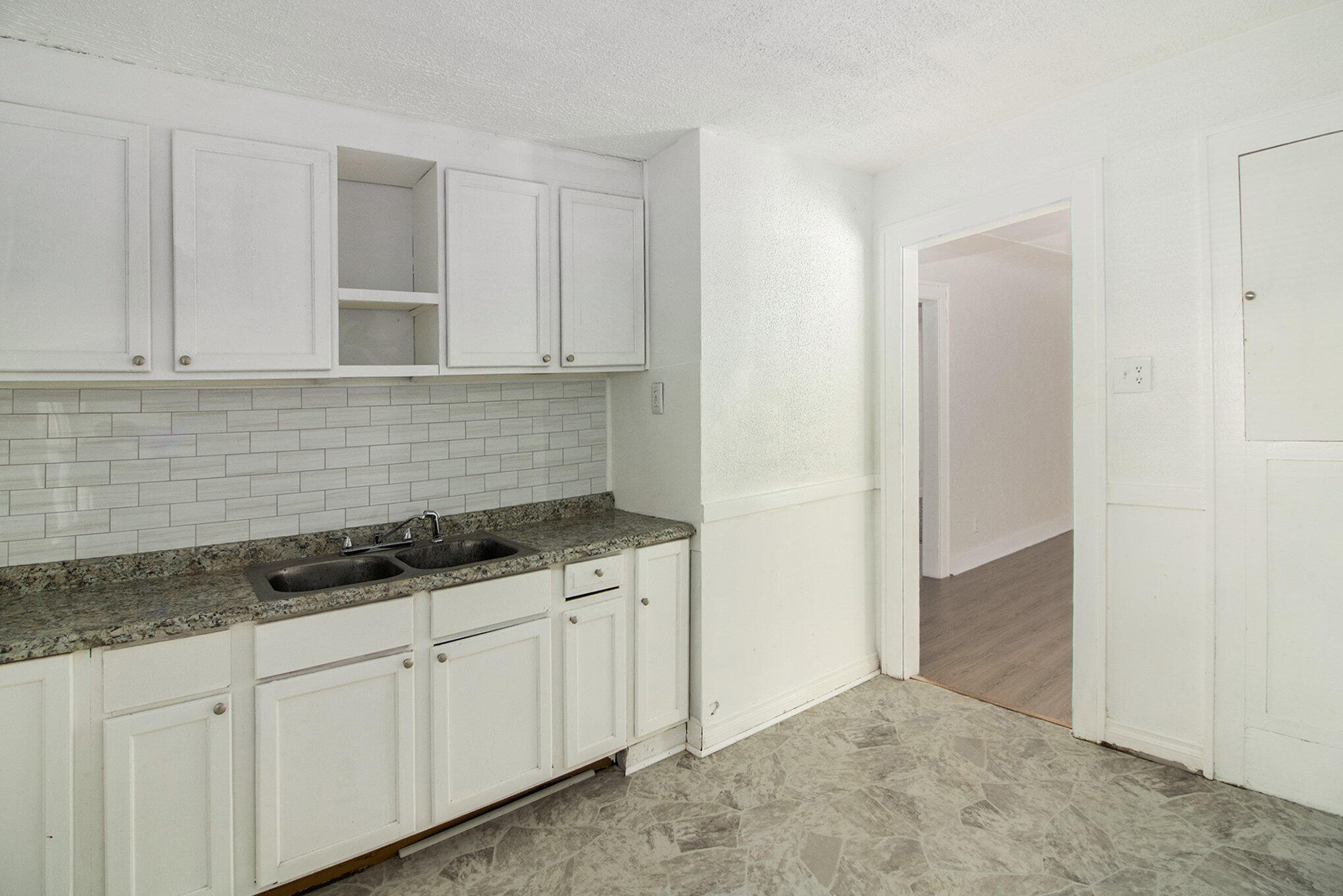 14343 Prevost Street Detroit, MI 48227 - Photo 17 of 22 019_img_8193_148