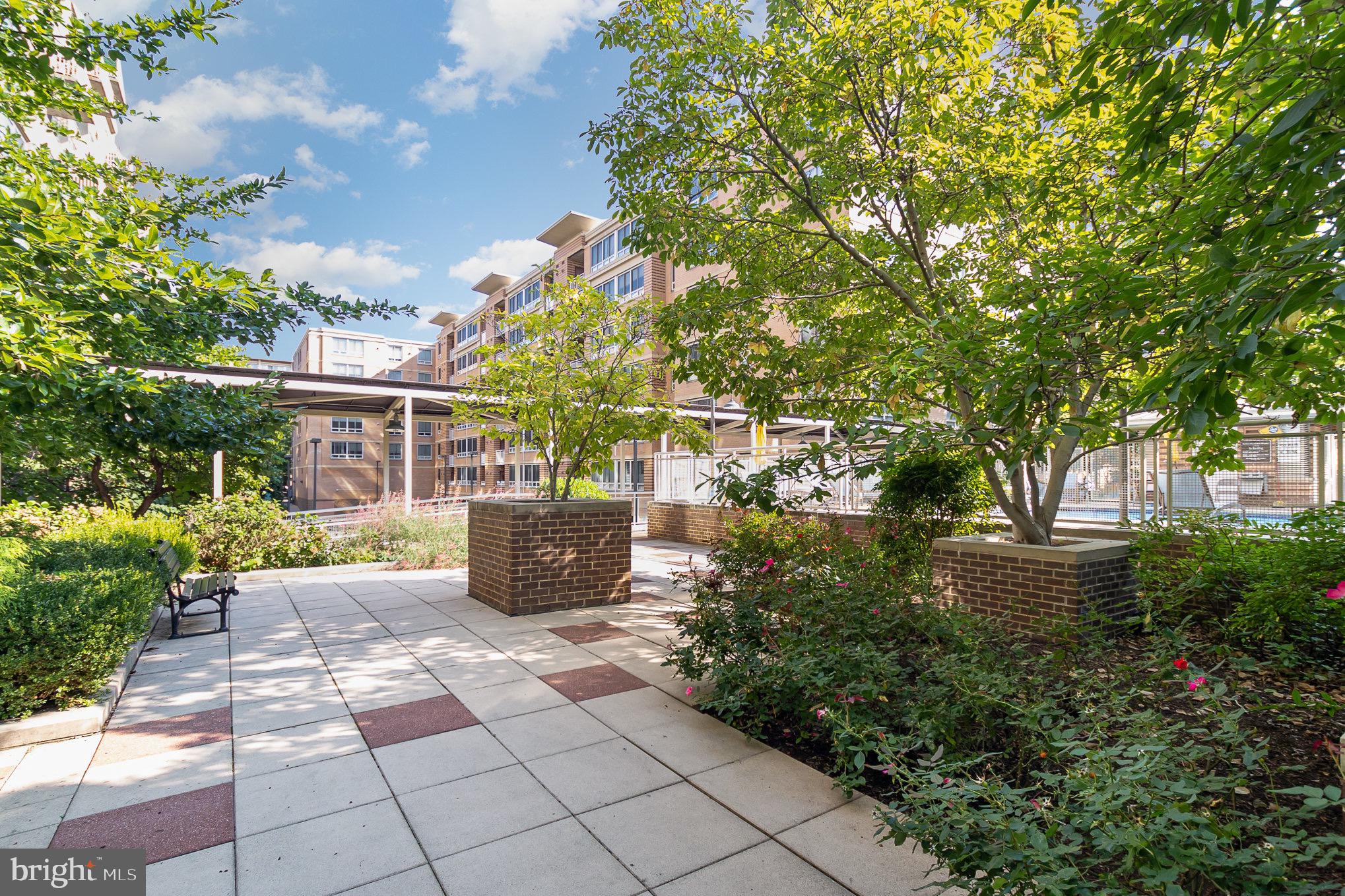 800 4th Street Southwest, Unit N322 Washington, DC 20024 - Photo 35 of 37