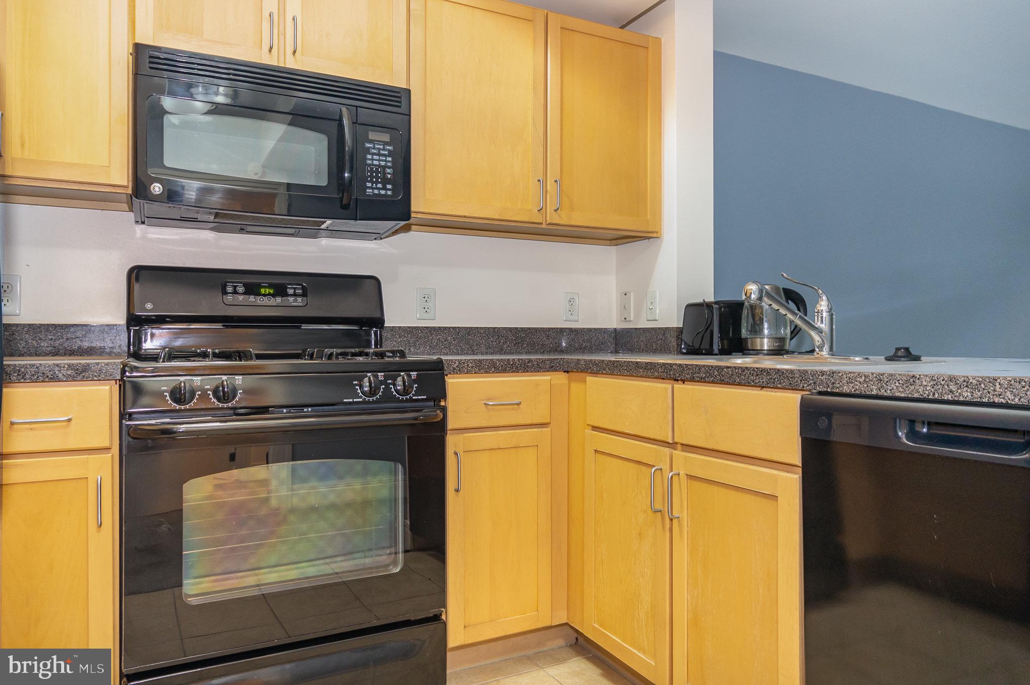 800 4th Street Southwest, Unit N322 Washington, DC 20024 - Photo 6 of 37