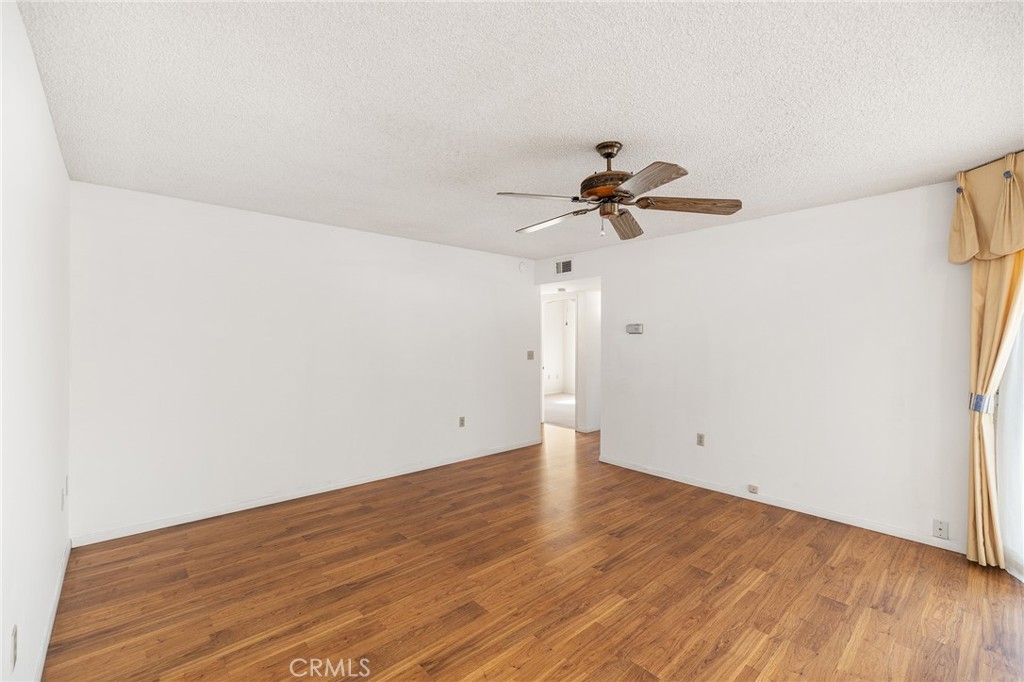 25784 Roanoke Road Menifee, CA 92586 - Photo 12 of 41