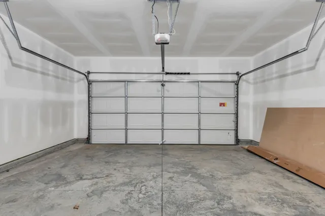 $448,945 | 573 Nightengale Ridge Drive, Columbia, TN 38401