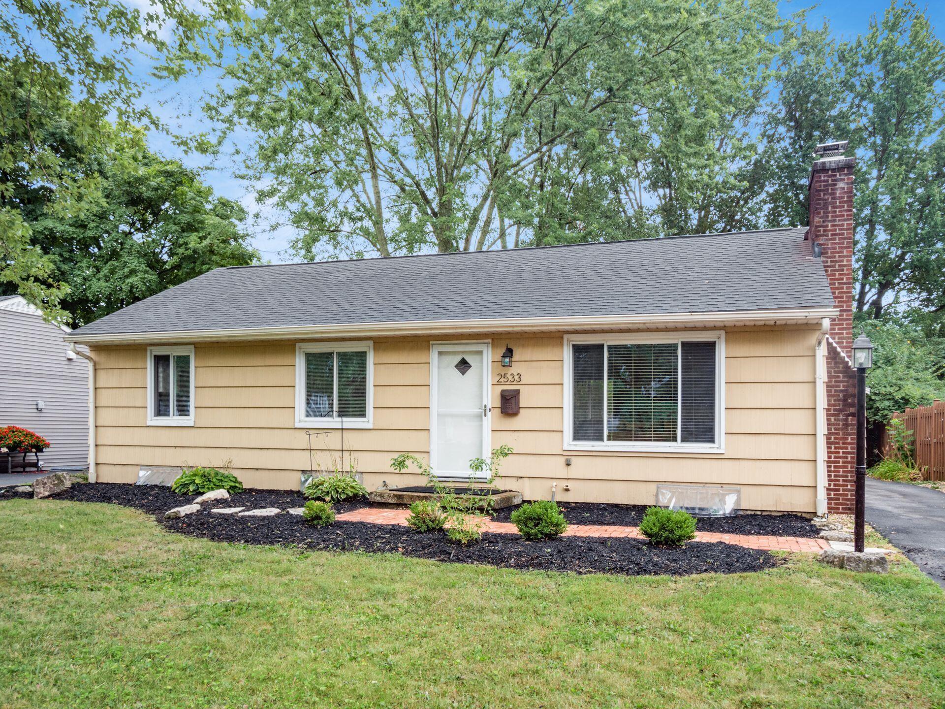 2533 Nottingham Road Columbus, OH 43221 - Photo 37 of 37 Welcome Home!