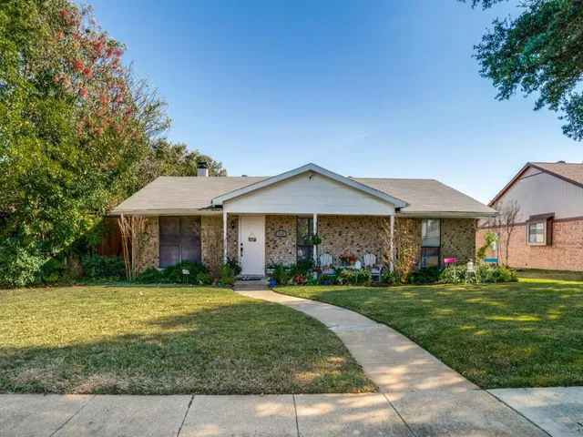 $339,000 | 712 Middle Cove Drive, Plano, TX 75023