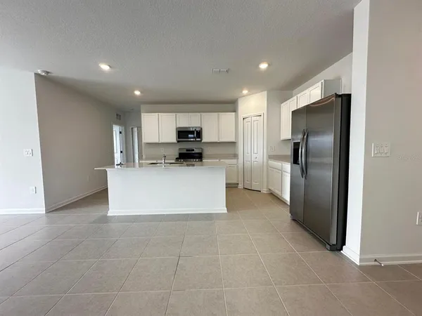 $2,200 | 3358 Alexander Dr Lake, Lake Wales, FL 33853