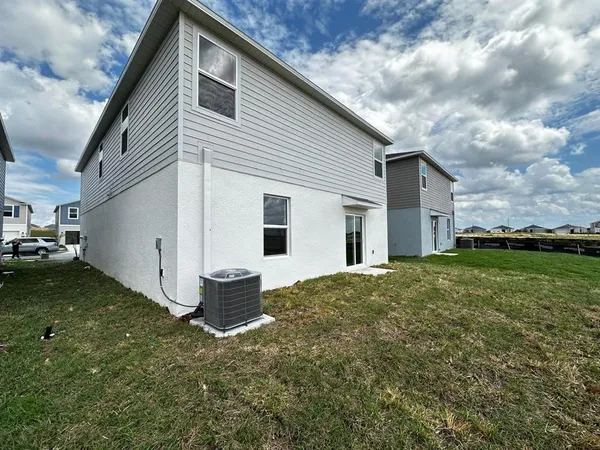 $2,200 | 3358 Alexander Dr Lake, Lake Wales, FL 33853