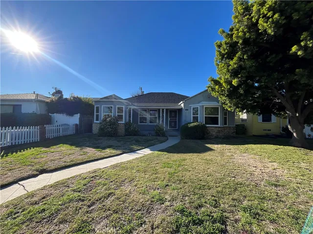 $5,300 | 5123 Auckland Avenue, North Hollywood, CA 91601