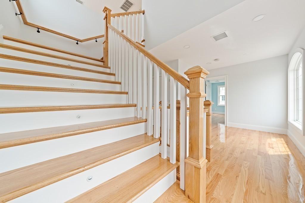 308 Ocean Street Marshfield, MA 02050 - Photo 32 of 42 a view of entryway