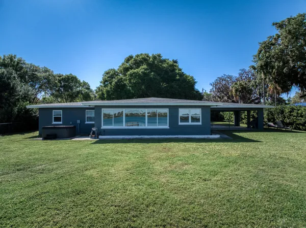 $549,000 | 1622 West Dinner Lake Drive, Sebring, FL 33870