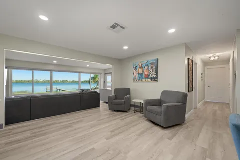 $549,000 | 1622 West Dinner Lake Drive, Sebring, FL 33870