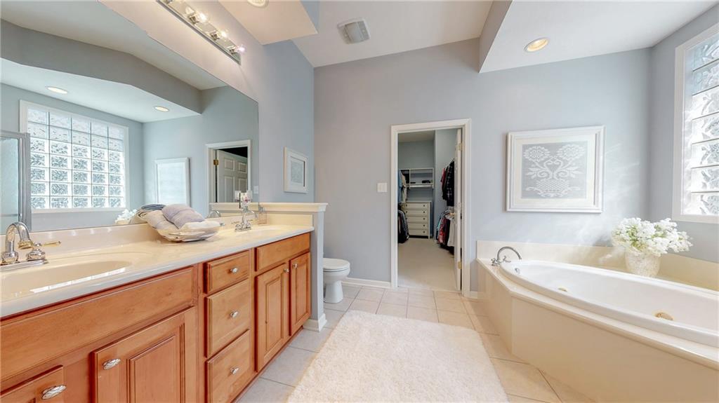 10625 Sunset Point Lane Fishers, IN 46037 - Photo 25 of 48 Gallery Image 25