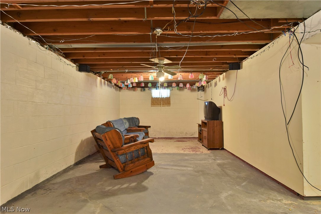 4168 Ridge Road Cortland, OH 44410 - Photo 29 of 35 Gallery Image 29